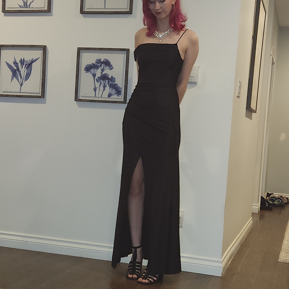 Black One-Shoulder Evening Gown with Side Slit